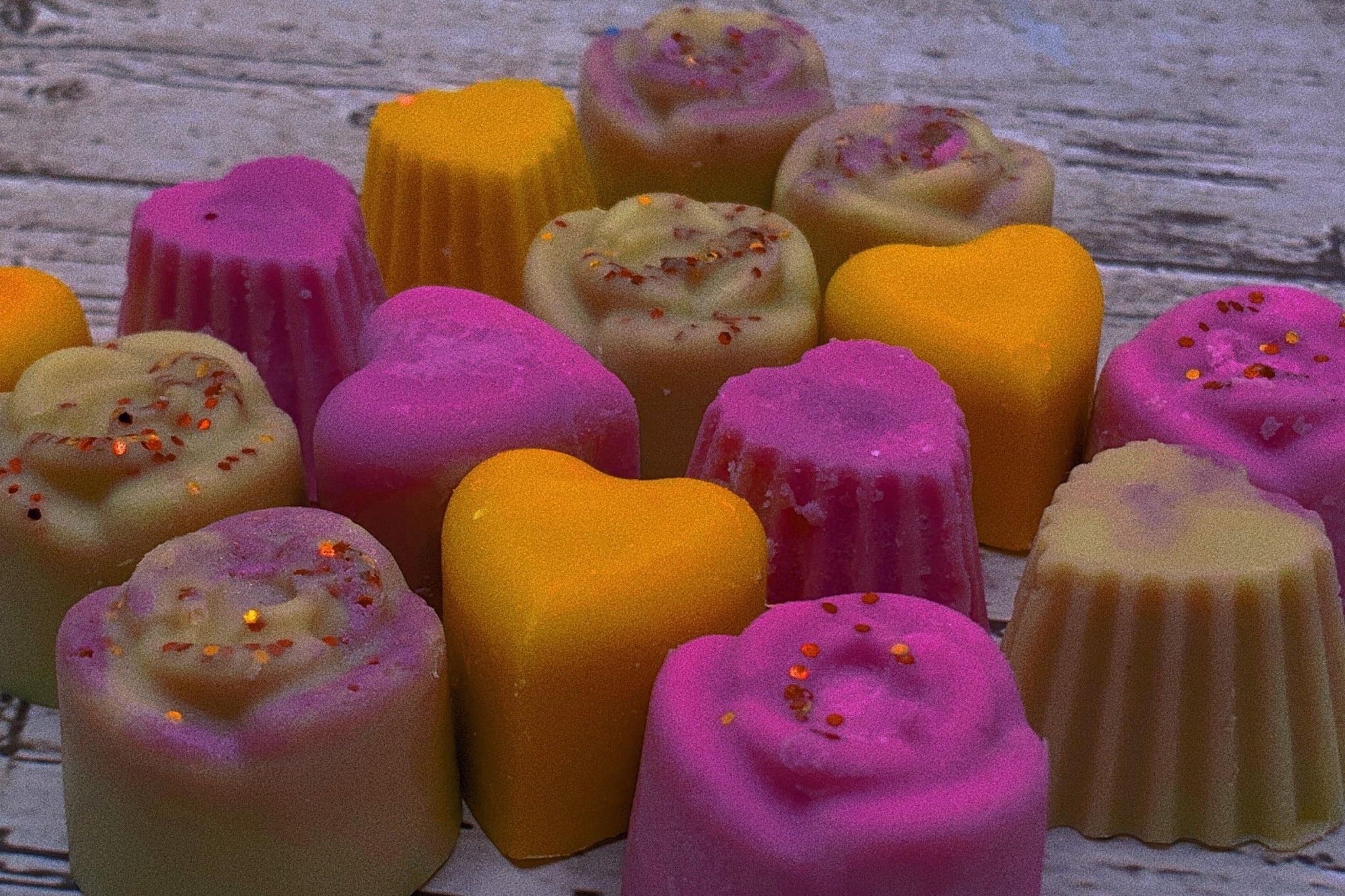 24 Days of Novelty Wax Melts Advent Calendar - Image 2