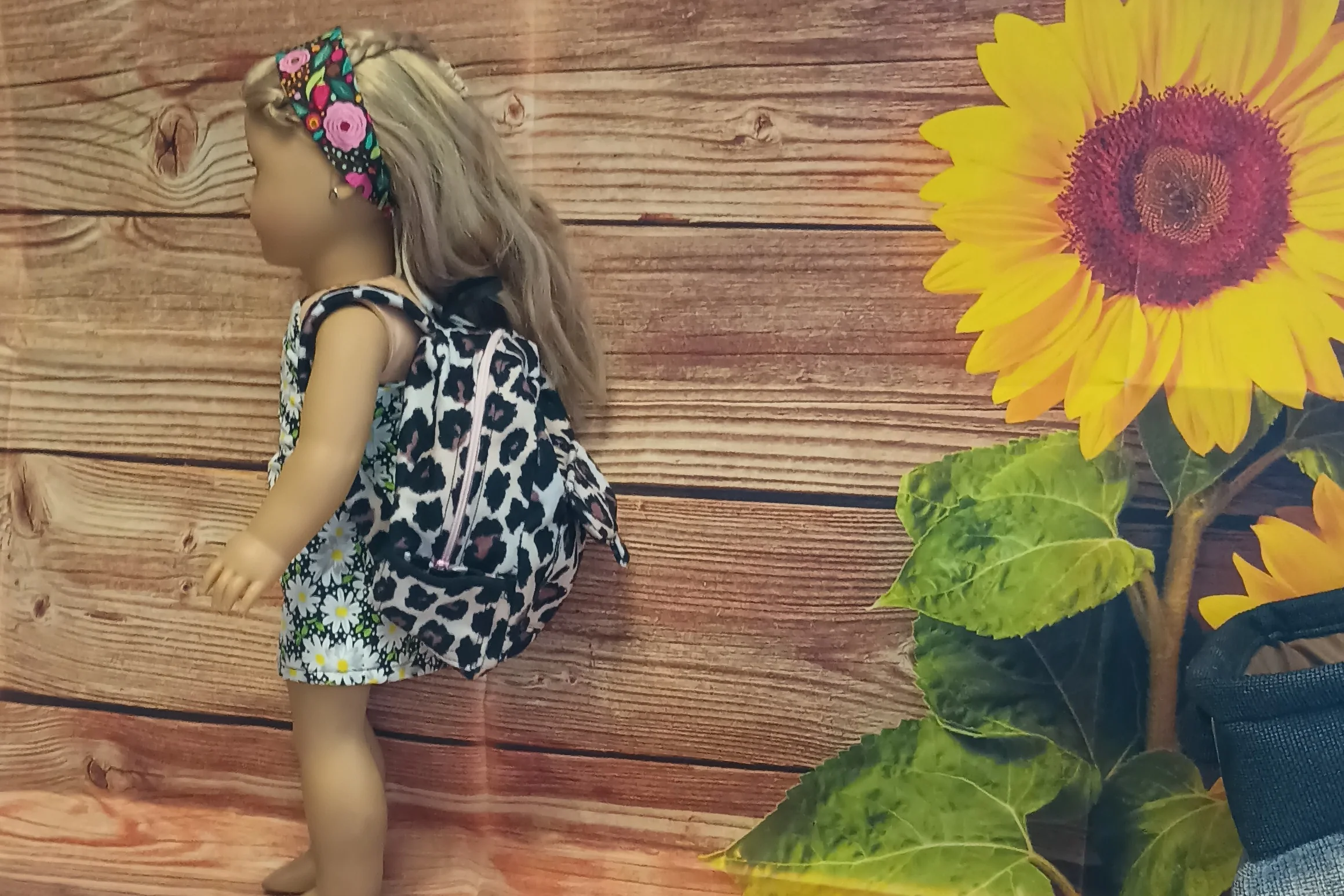 Doll outfit with accessories; hats, bags, backpacks, head bands, cover-ups, & more... (will fit AG, OG, Journey & more 18" dolls) - Image 7