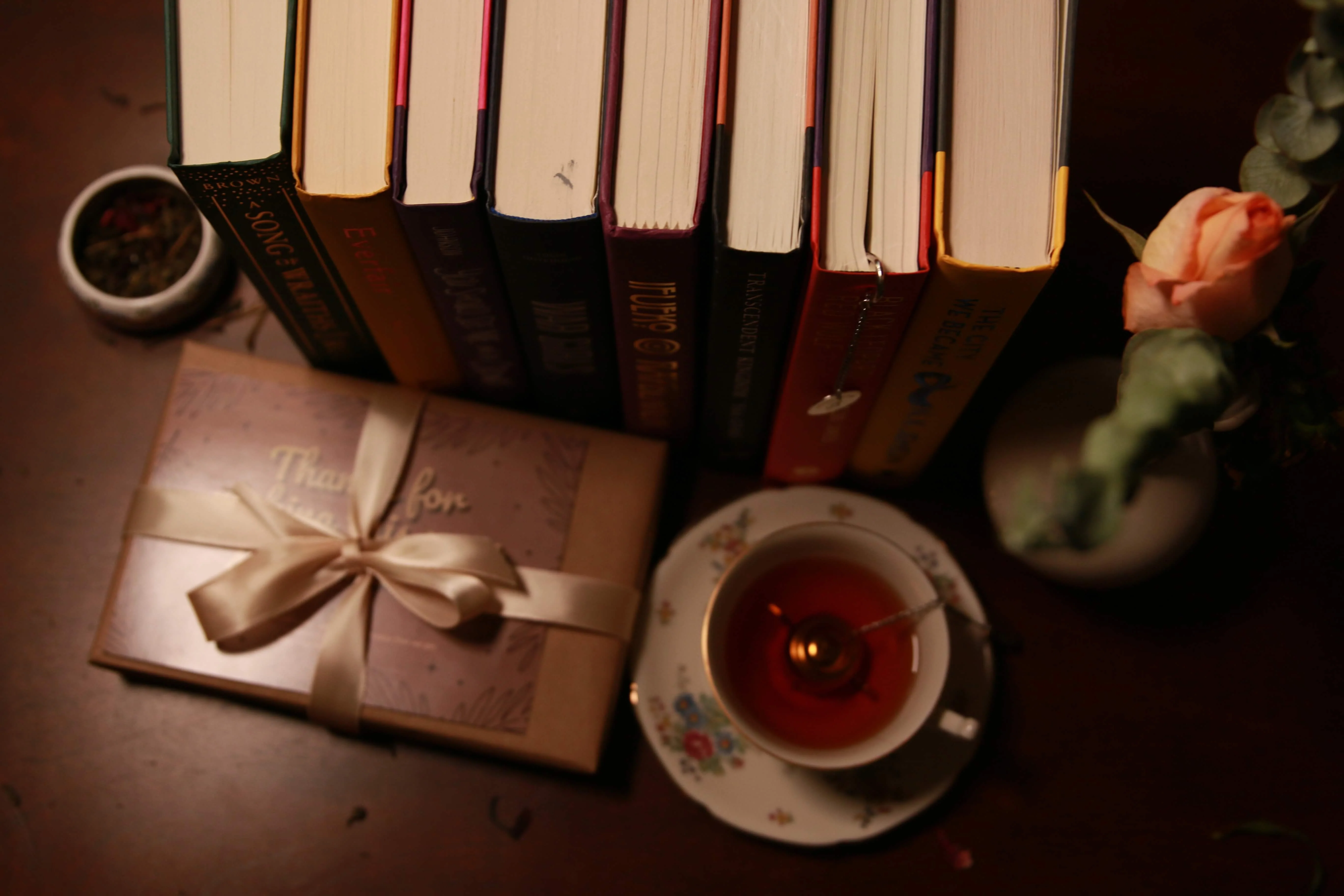 Cozy Book Box - Image 4
