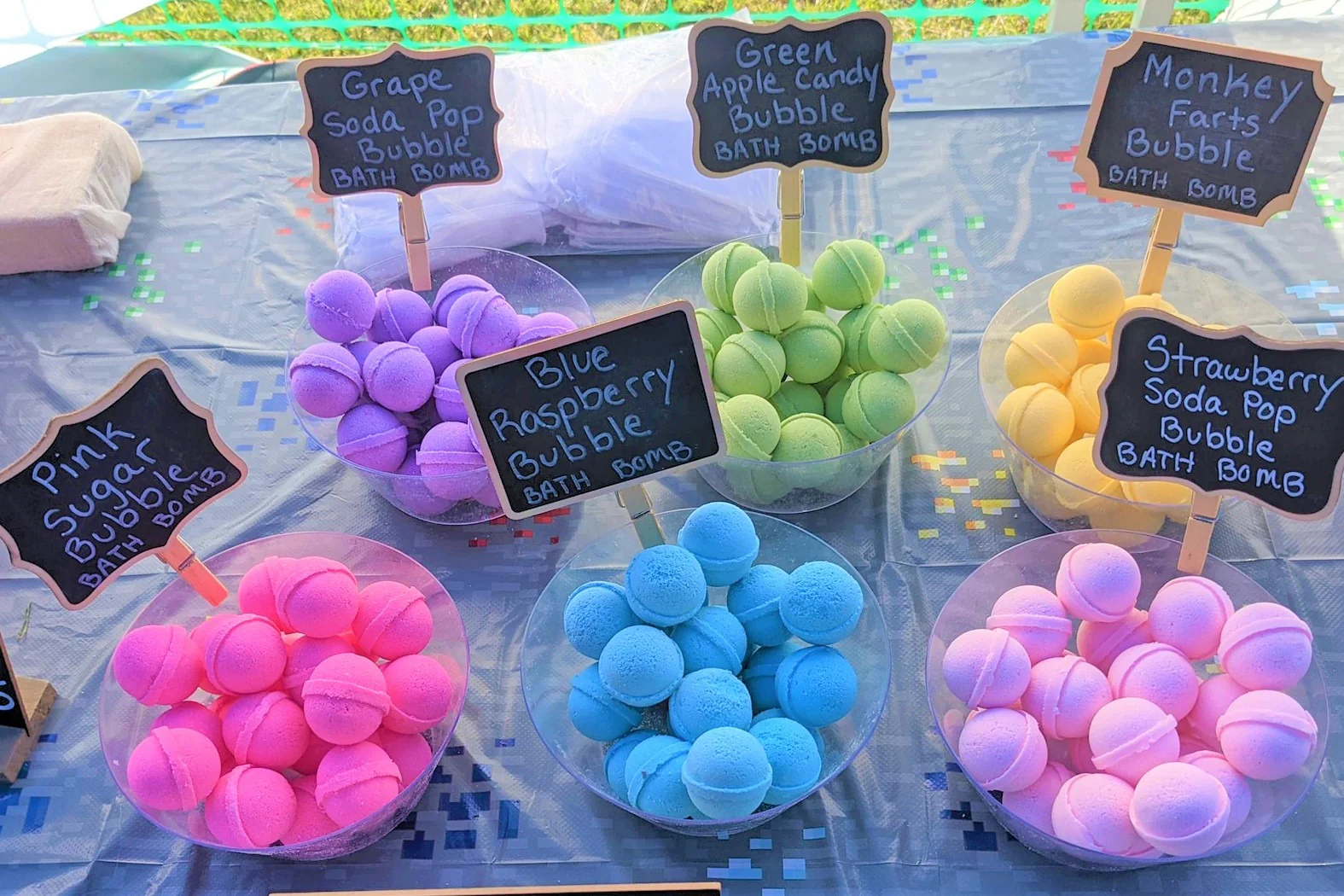 Bubble Bath Bomb Bonanza - 12 pack - Image 8