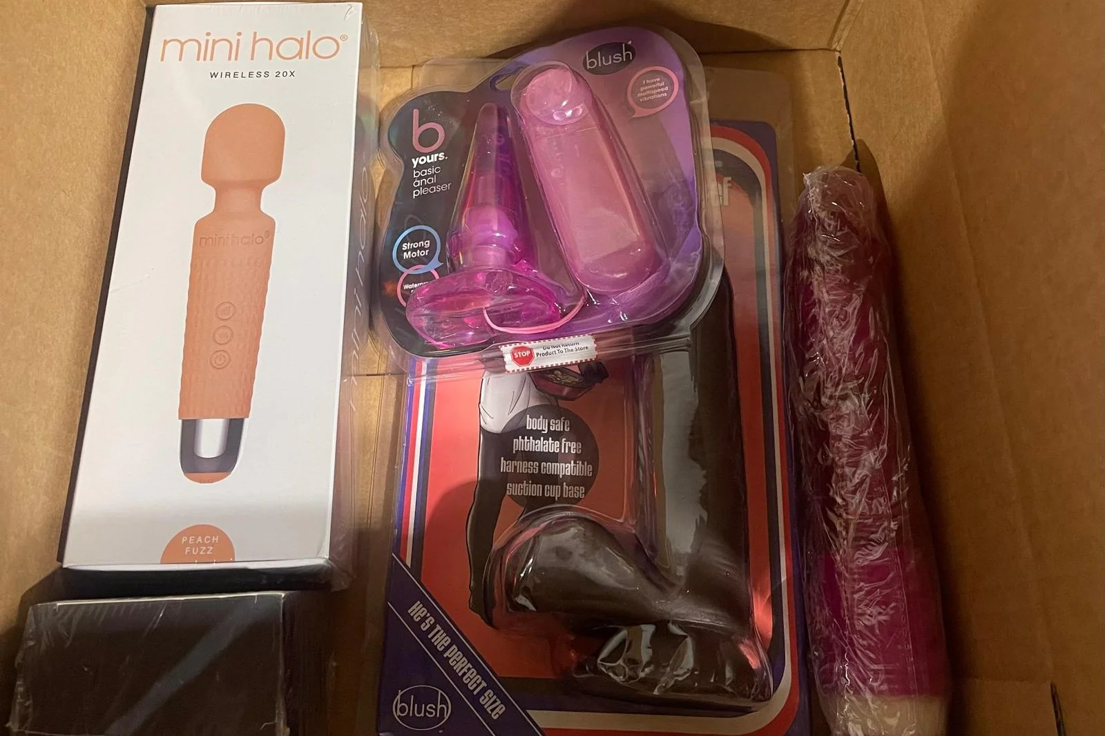 Cupid's Secrets Lesbian Couple Subscription Box - Image 4