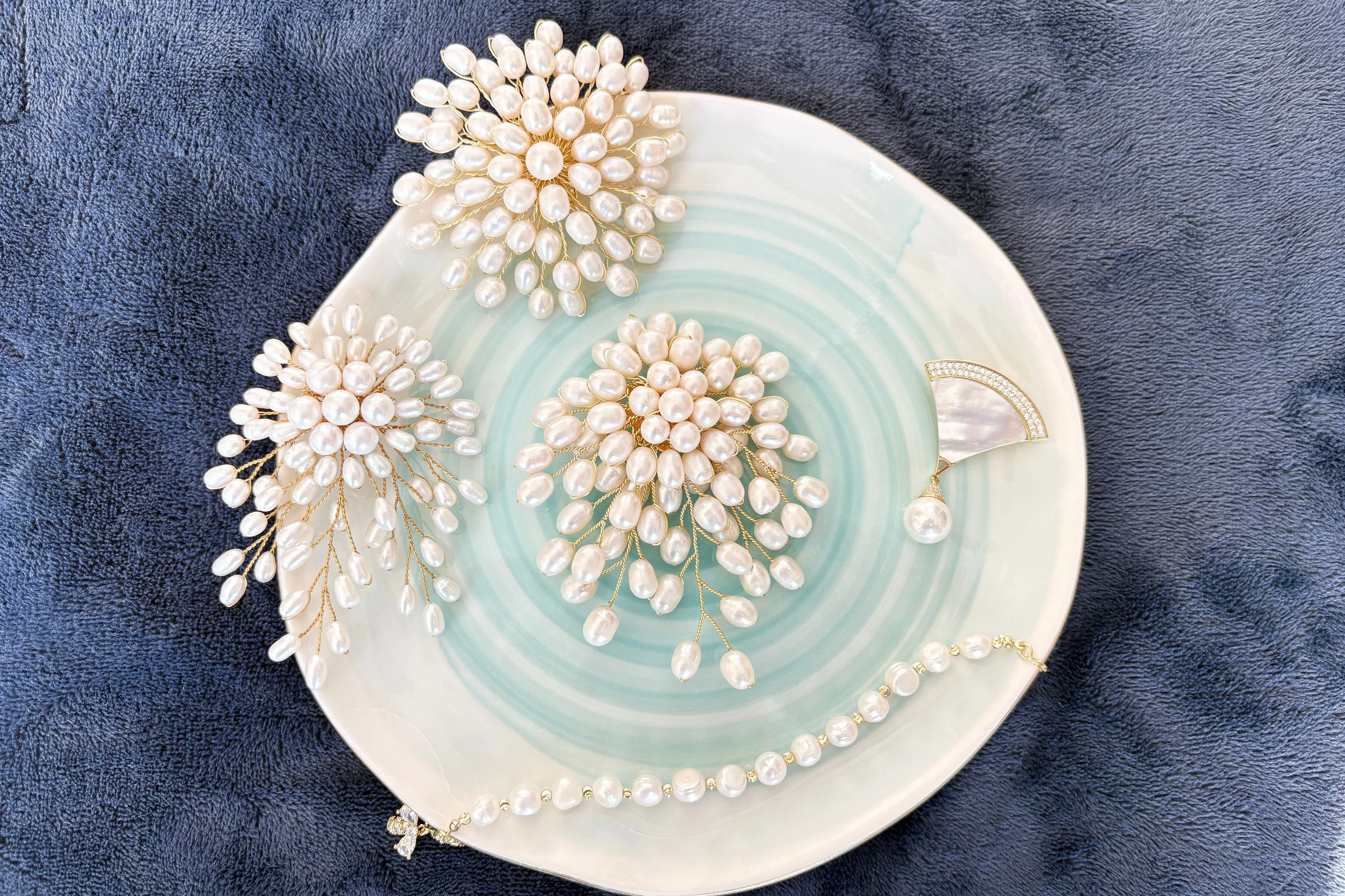 Dreamcloud handcrafted freshwater pearl brooch and pendant jewelry Gift Box