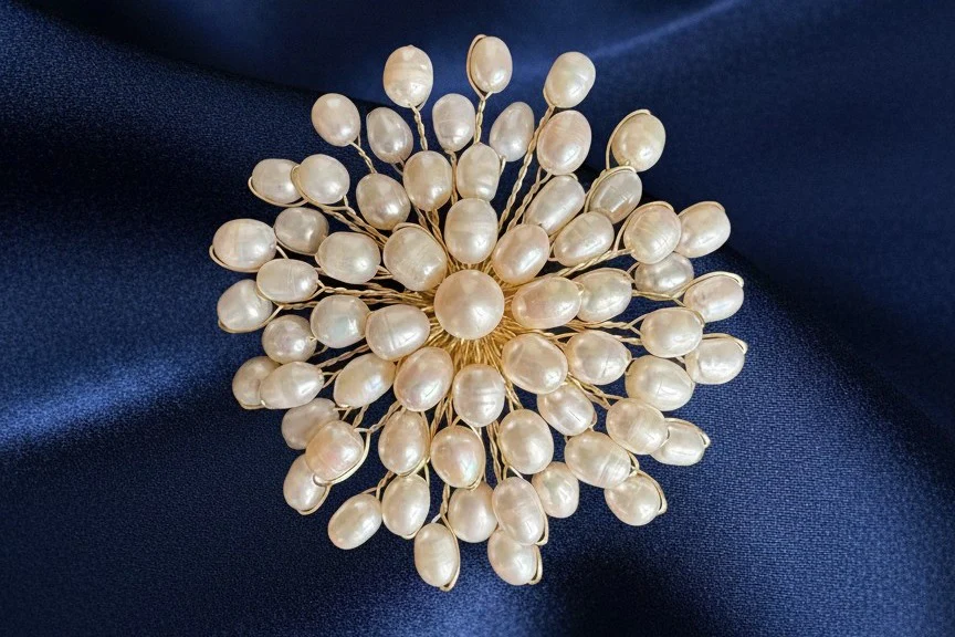 Dreamcloud handcrafted freshwater pearl brooch and pendant jewelry Gift Box - Image 12