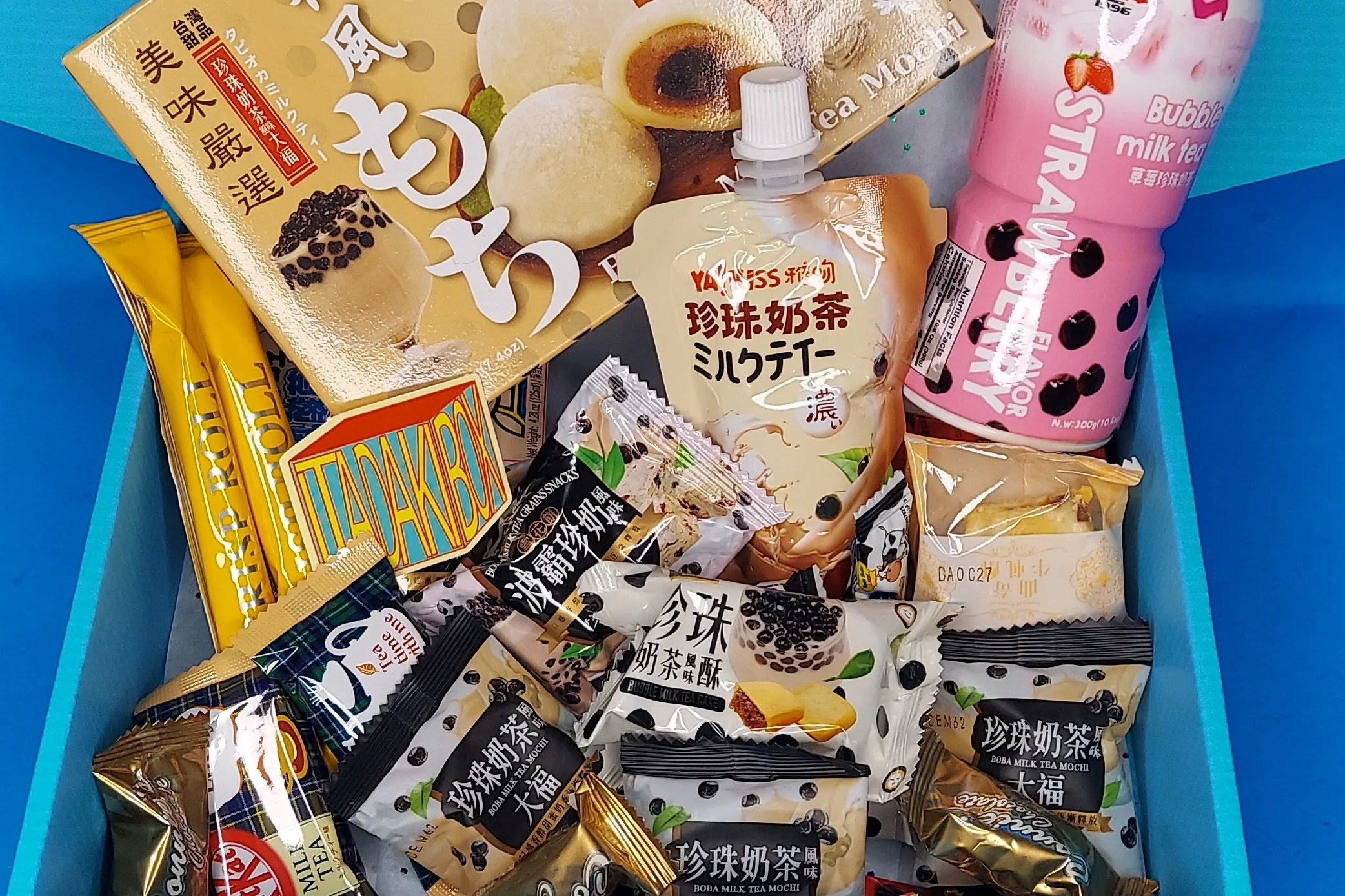 ITADAKIBOX Boba Milk Tea Themed Asian Snack & Drink Box upto 20 PCS | BUBBLE TEA BOX) - Image 4