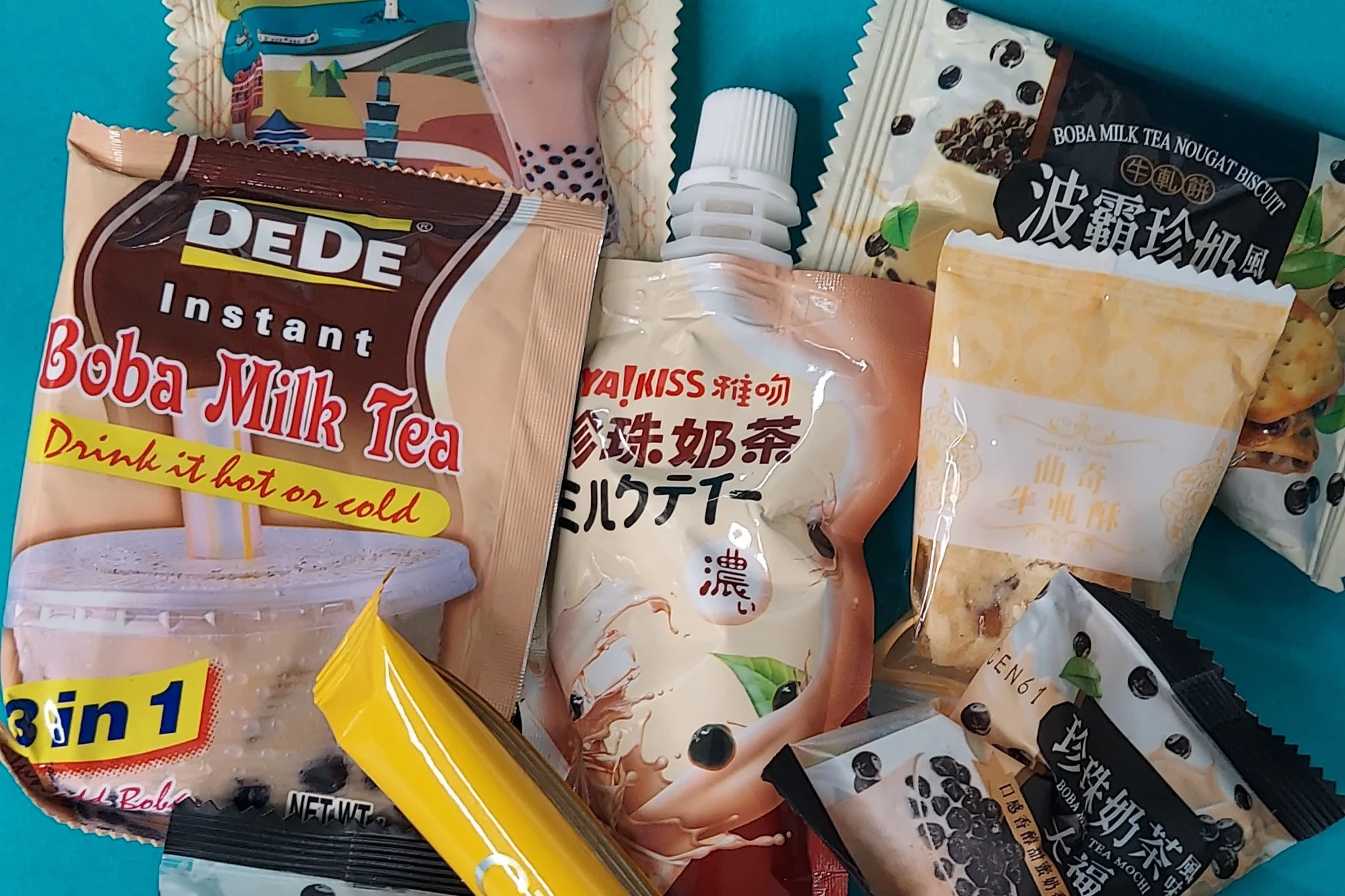 ITADAKIBOX Boba Milk Tea Themed Asian Snack & Drink Box upto 20 PCS | BUBBLE TEA BOX) - Image 7