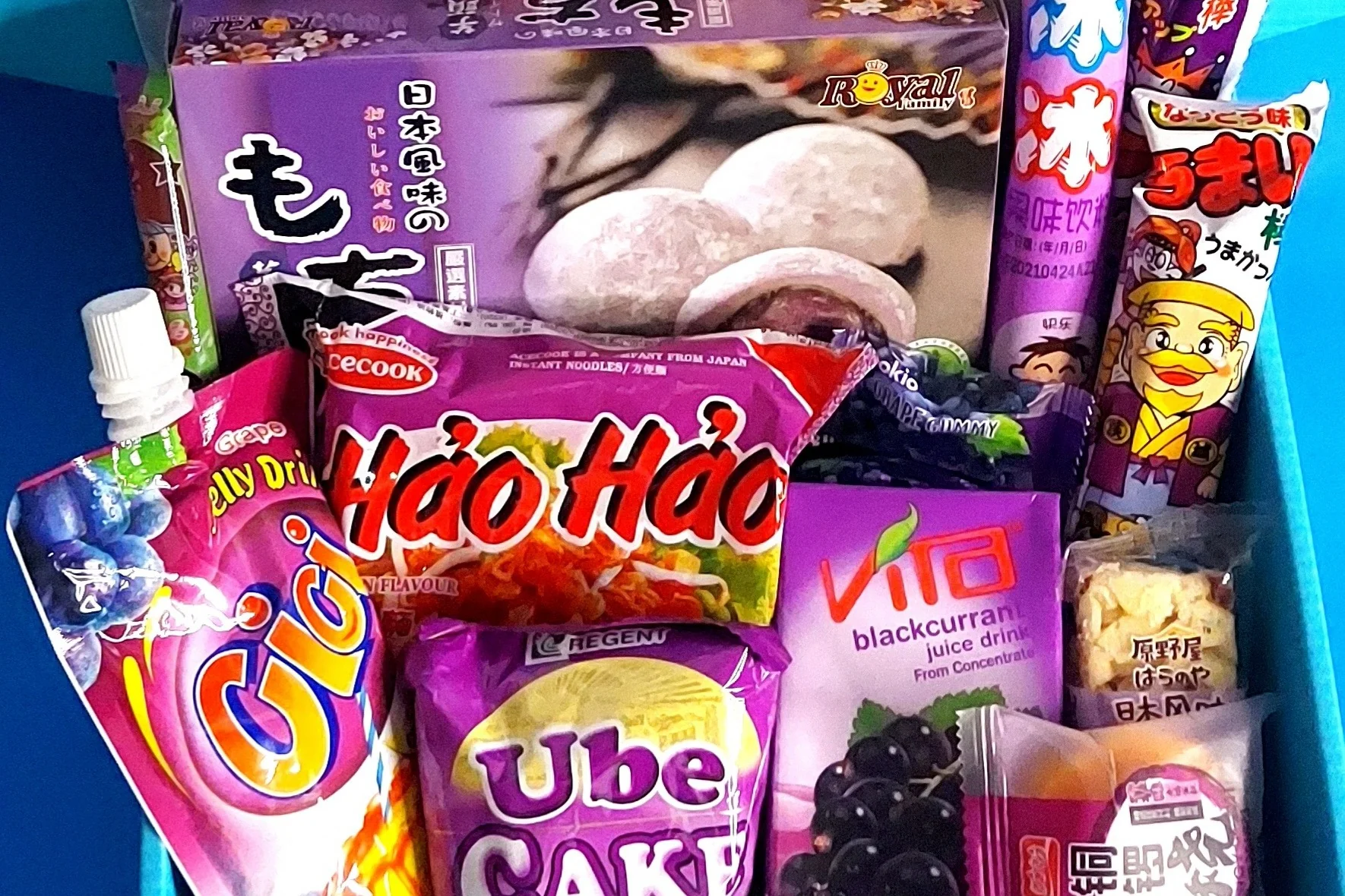ITADAKIBOX Color Themed Snack, Ramen, And Drink Box - Image 7