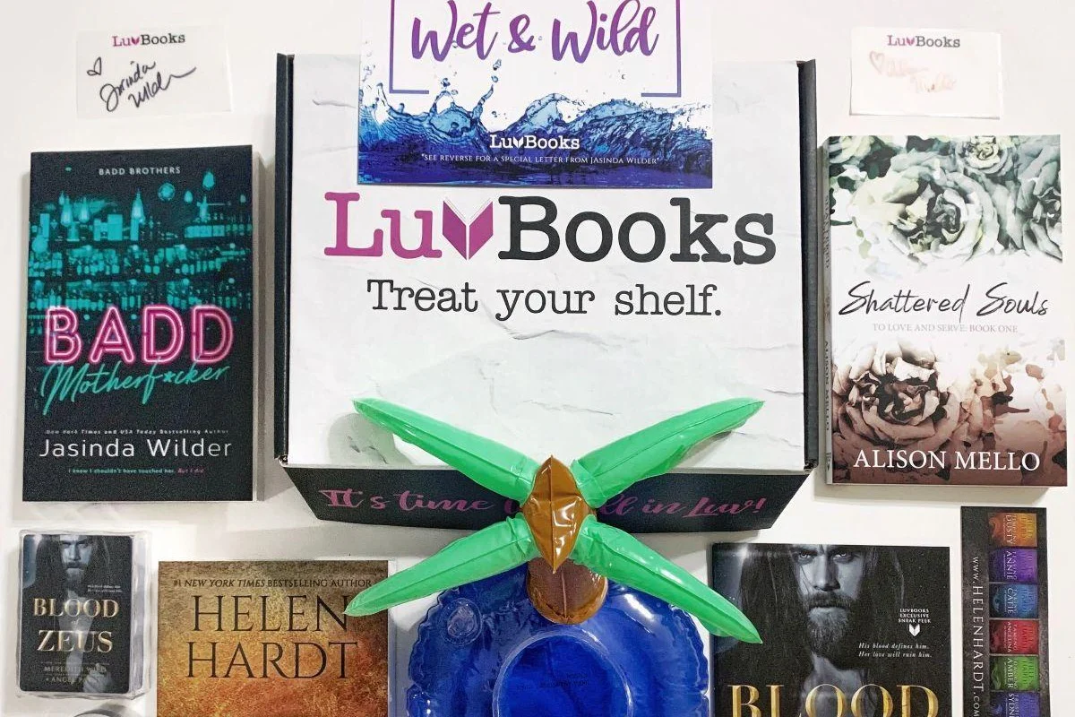 LuvBooks Romance Mystery Box - Image 8