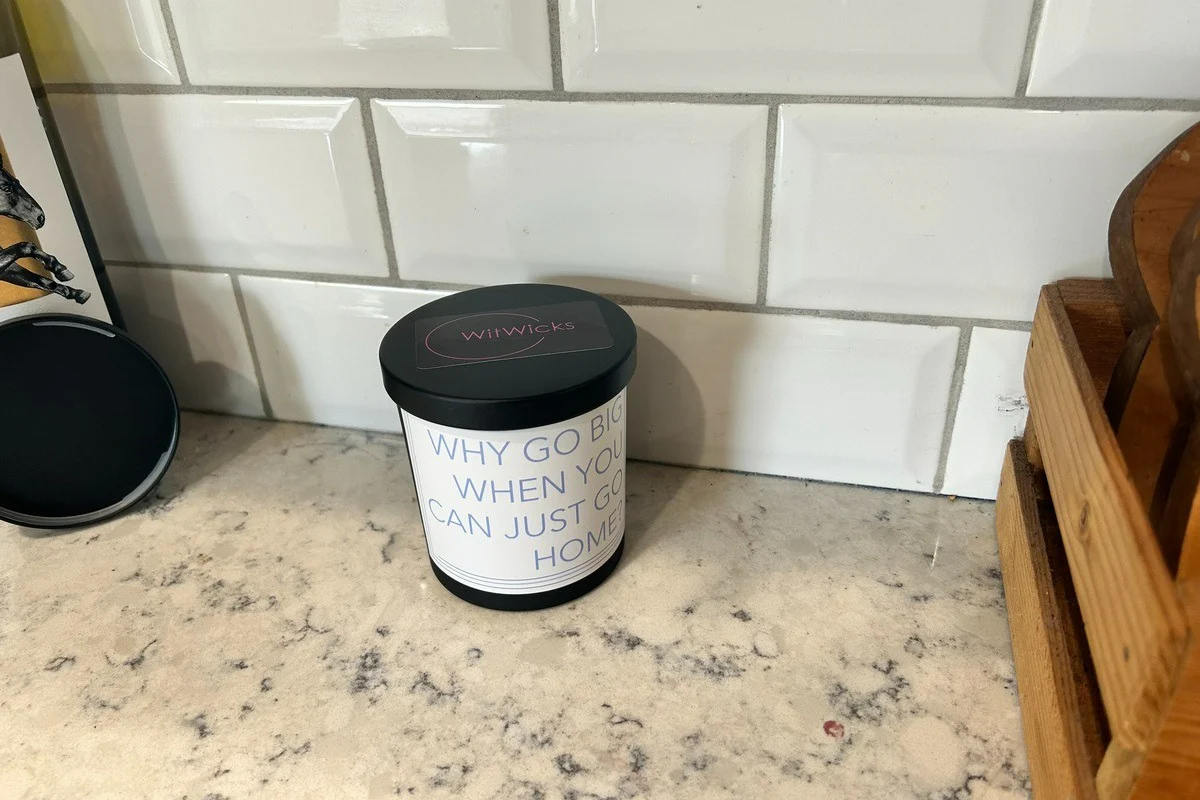 Monthly De-Motivational Candle Box - 1 Candle - Image 3