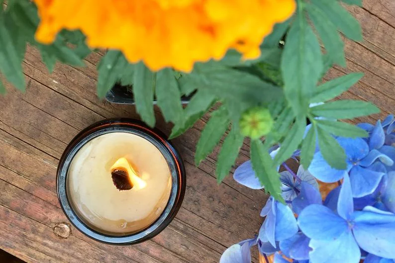 Monthly Soy Wax Candle scented with Essential Oils * - Image 2