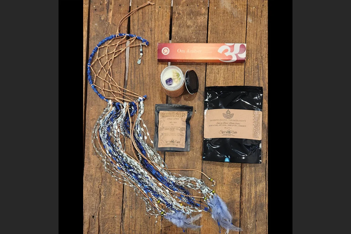 Spiral Rain's Ohm box (Canadian dollars) - Image 10