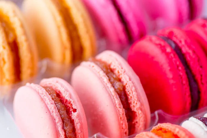 Macarons subscription box - Image 14