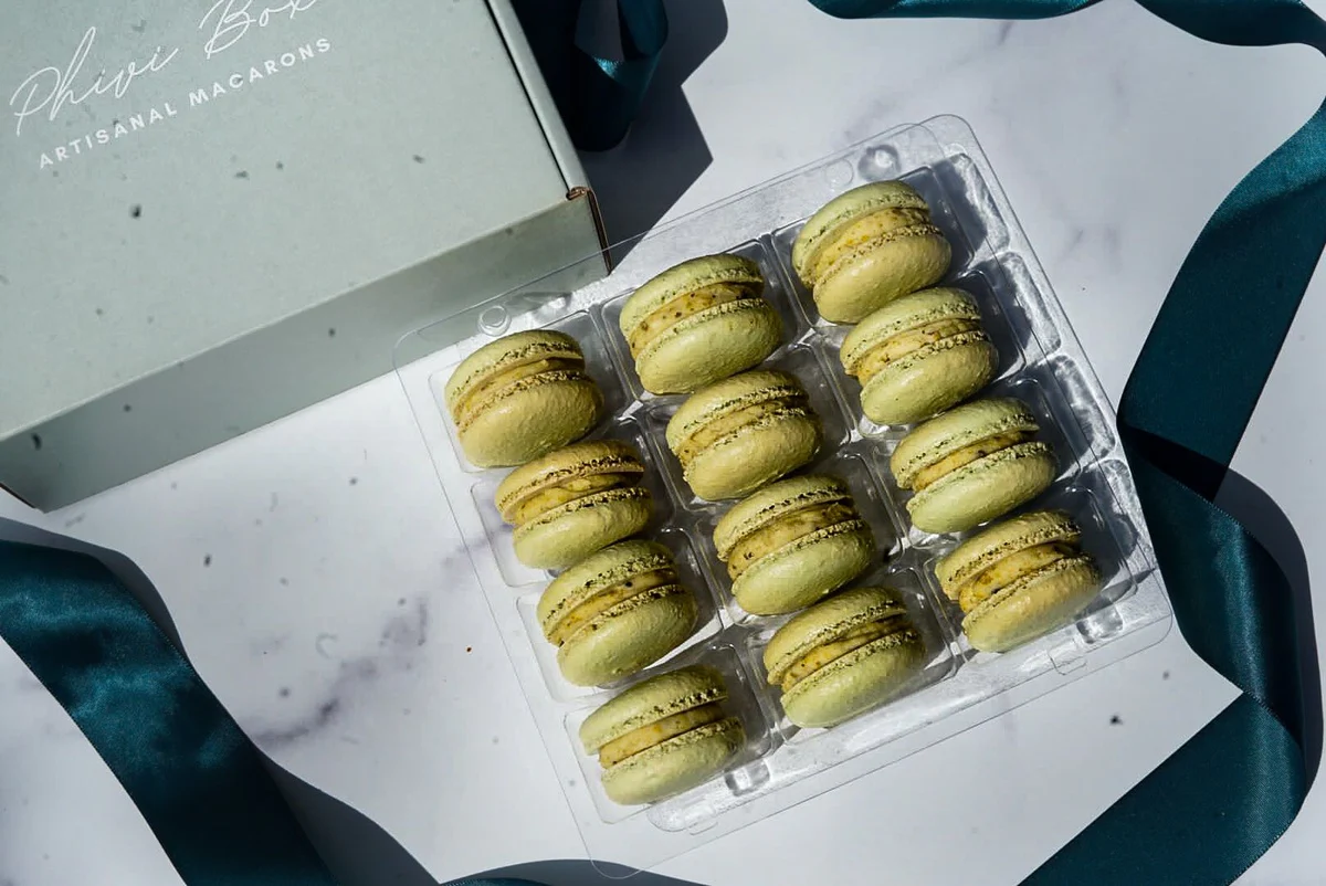 Phivi French Macarons Box - Image 2
