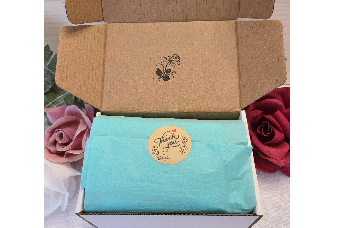 Quarterly Tranquil Rose Luxury Spa Set - Image 9