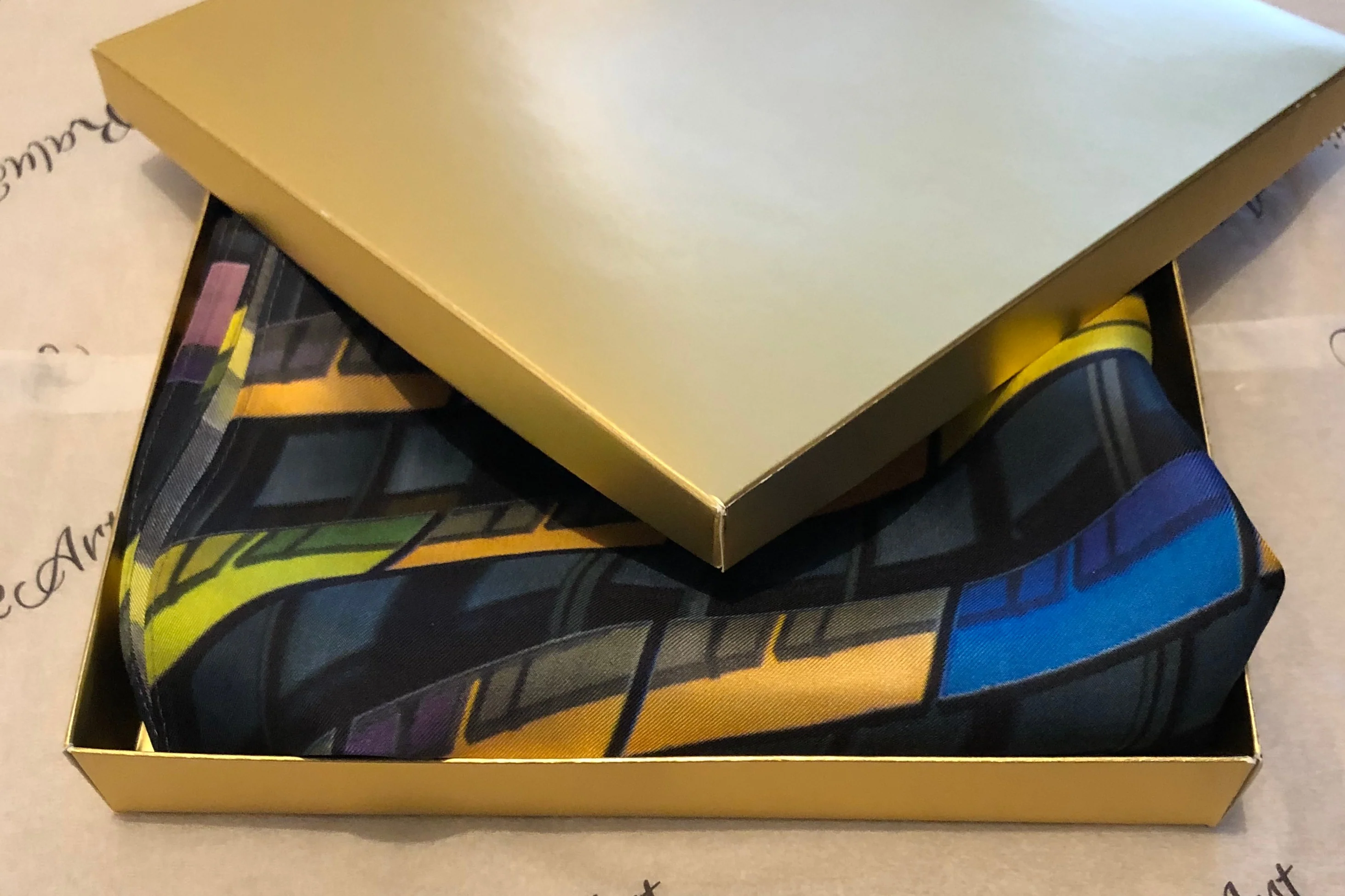 WEARABLE ART SURPRISE BOX - Image 19