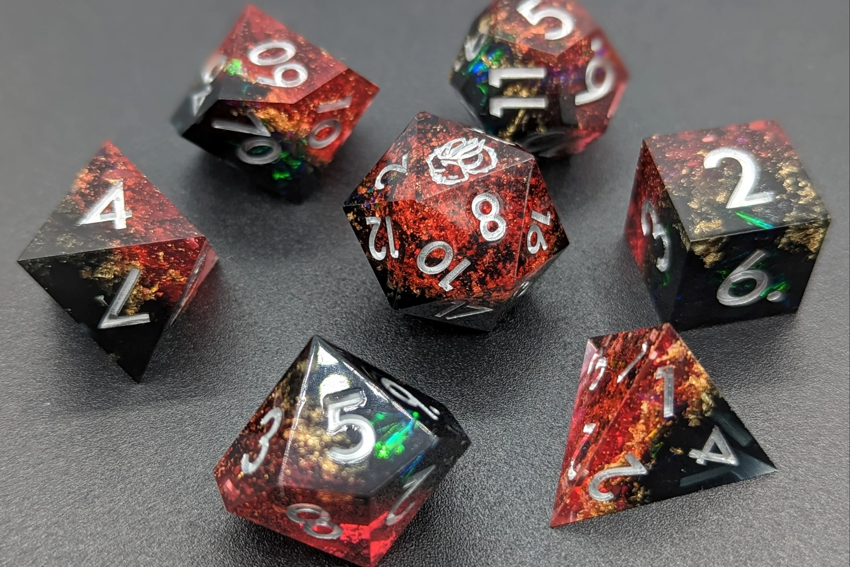 Sharp Edge Dice Set - Image 4