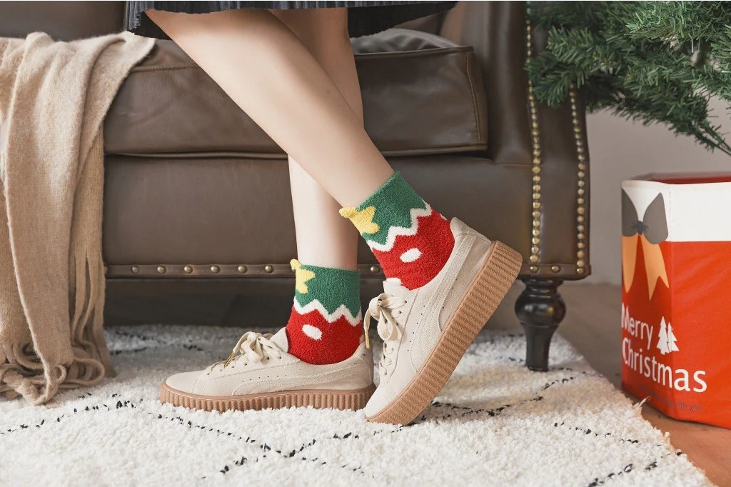 Exclusive Vietnam Bundle Offer: Grab 2-3 Pairs of Stylish and Durable Socks - Image 11