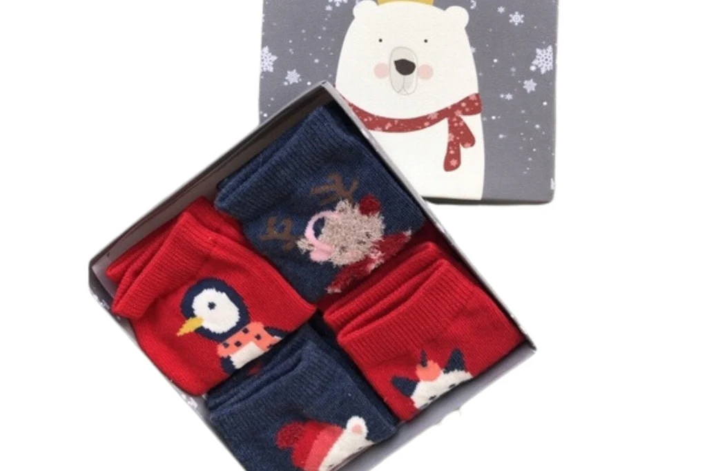 Exclusive Vietnam Bundle Offer: Grab 2-3 Pairs of Stylish and Durable Socks - Image 16