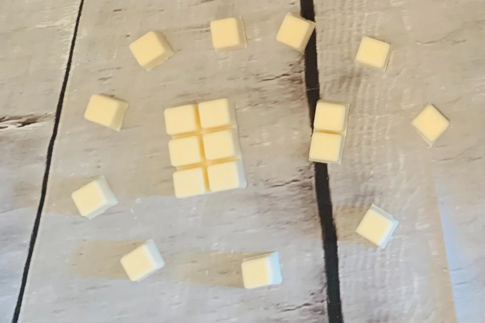 Soy Wax Melts Monthly Mystery Scent Box plus secret item! - Image 2