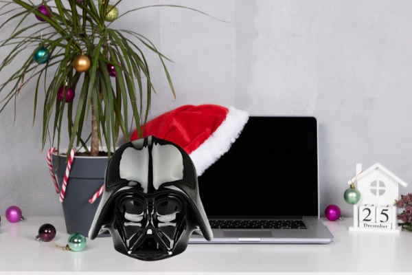 Star Wars Themed Gifts Box - Image 3
