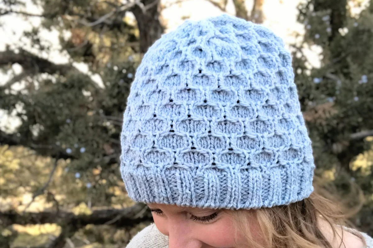 The Spinning Hand Quarterly: Luxury Yarn, Knitting Project, and bonus goodies (upgrade available for needles) - Image 4