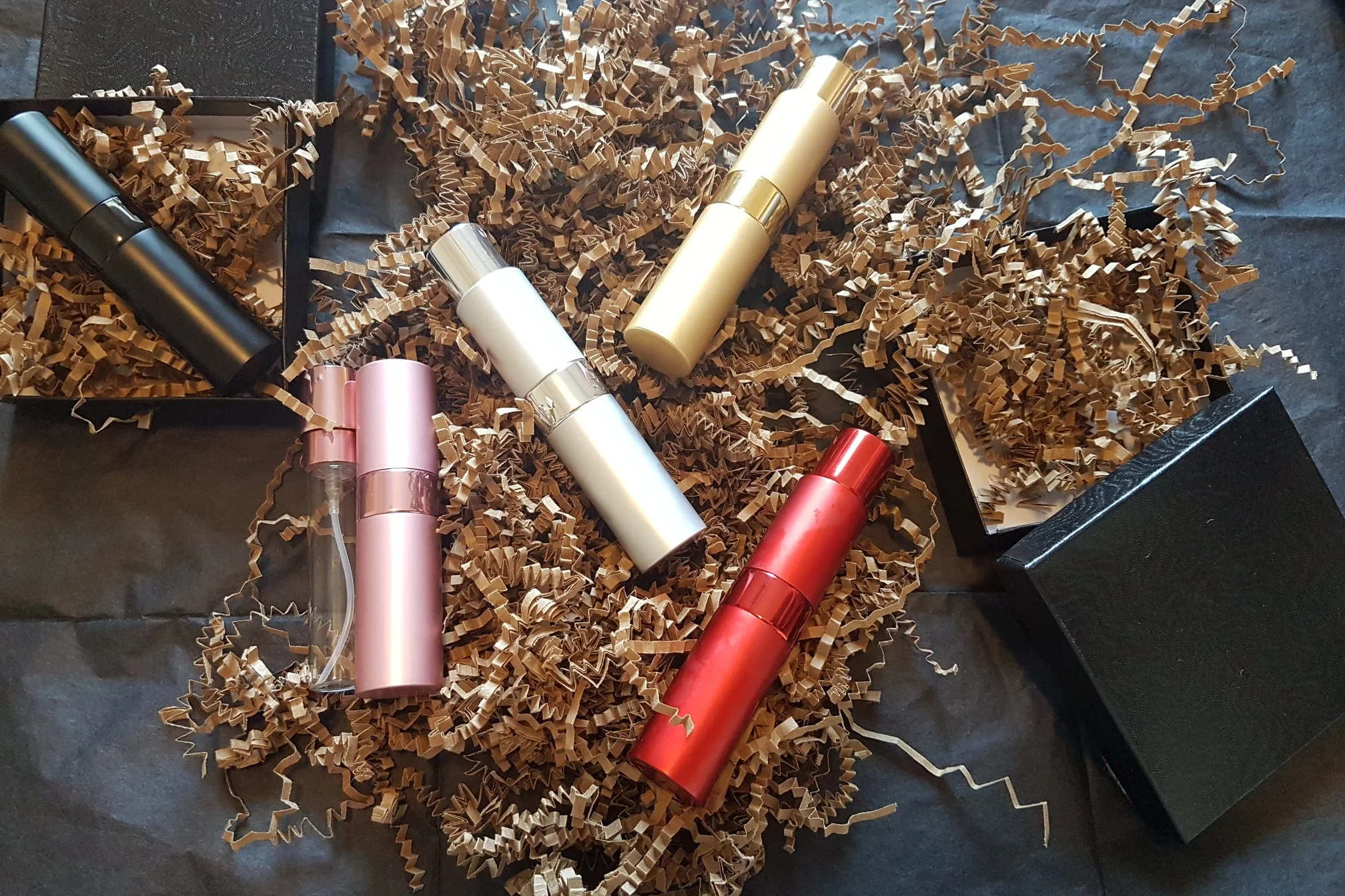THREE SAMPLES (2ml each) ( 6 ml / 60 sprays ) - Image 7
