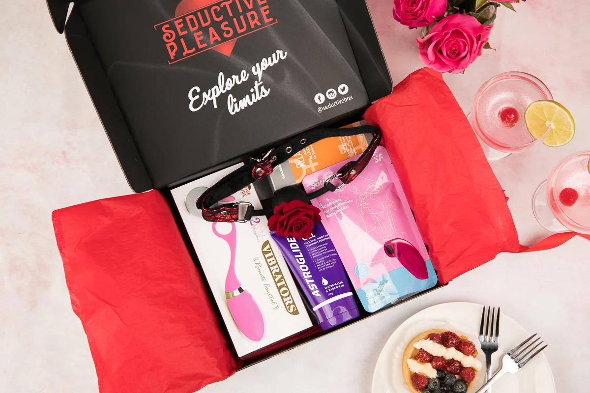 V+ Lesbian Intimacy Box | BI-MONTHLY - Image 13