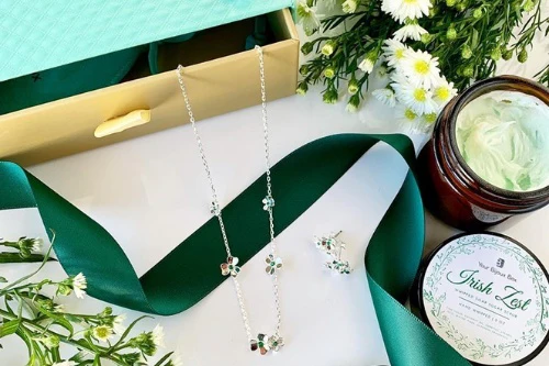 Jewelry Subscription Box - Image 4